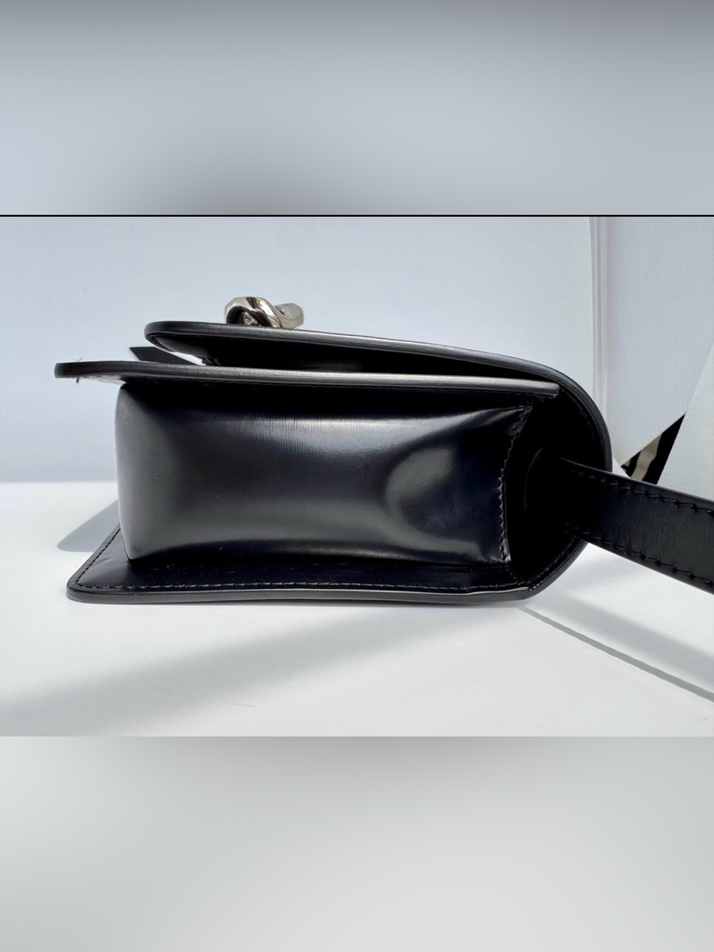 Givenchy Leather Infinity Flap Bag - Picture 4 of 12